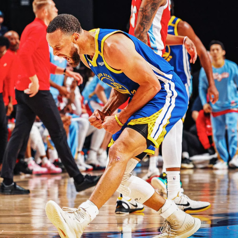 库里重要时刻表现优异，中国队带队取胜！的简单介绍