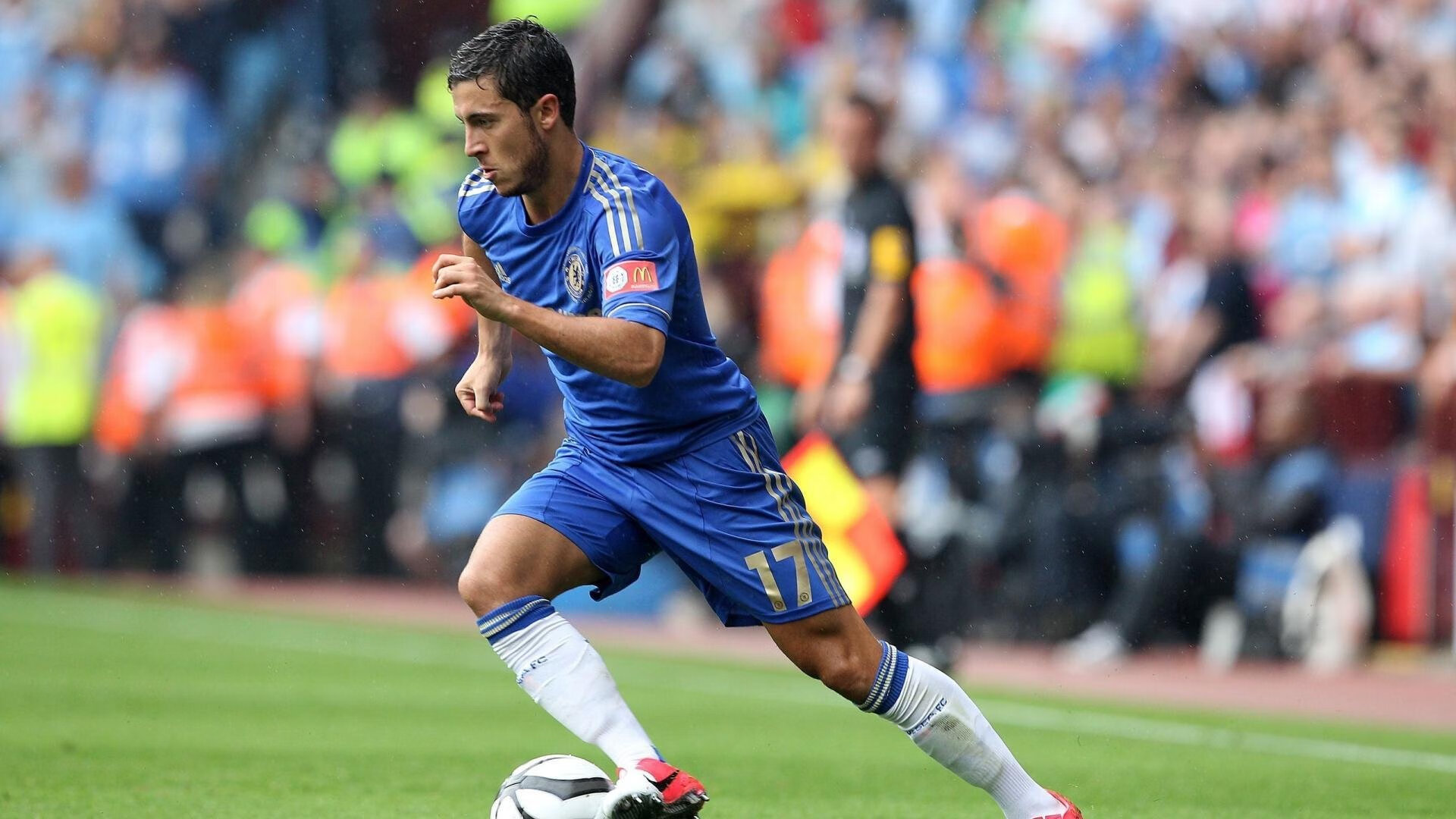 洛杉矶快船半决赛爆冷巴塞罗那,若昂·菲利克斯砍下4记关键球,全场沸腾